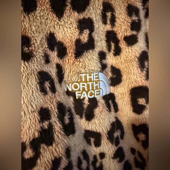 The North Face Tan and Black Animal Fleece Print Jacket - Picture 7 of 7
